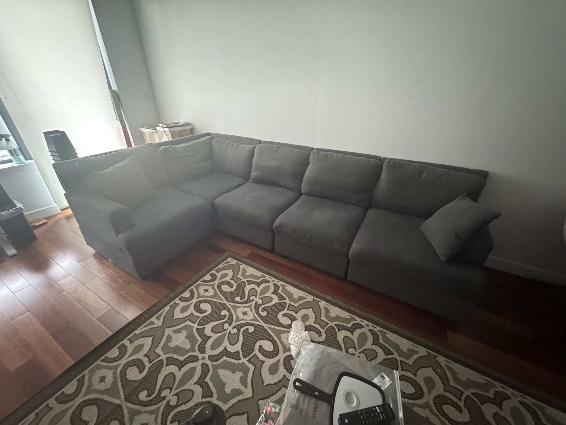 Sectional Sofa
