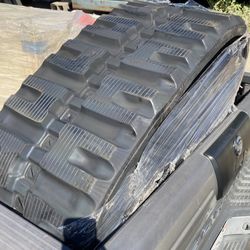 Skidsteer T650 Tracks