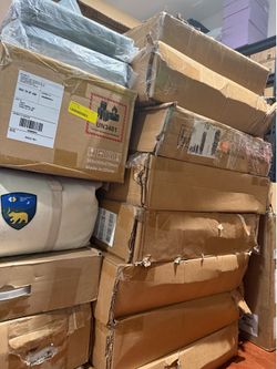 10 large boxes, mixed Amazon merchandise, great value, first come, first served.