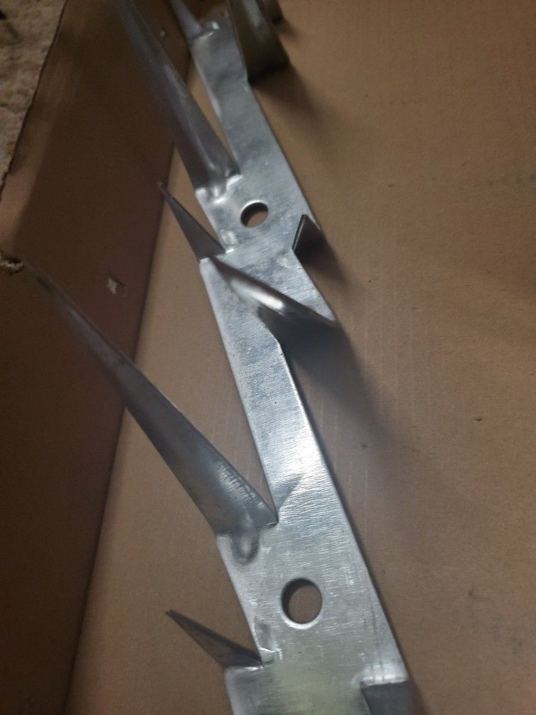 Razor Sharp Fence Protection