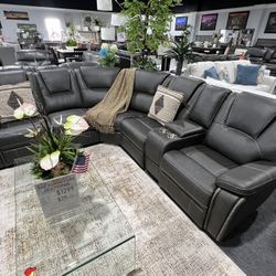 Recliner Sectional 🎈🎈🎈