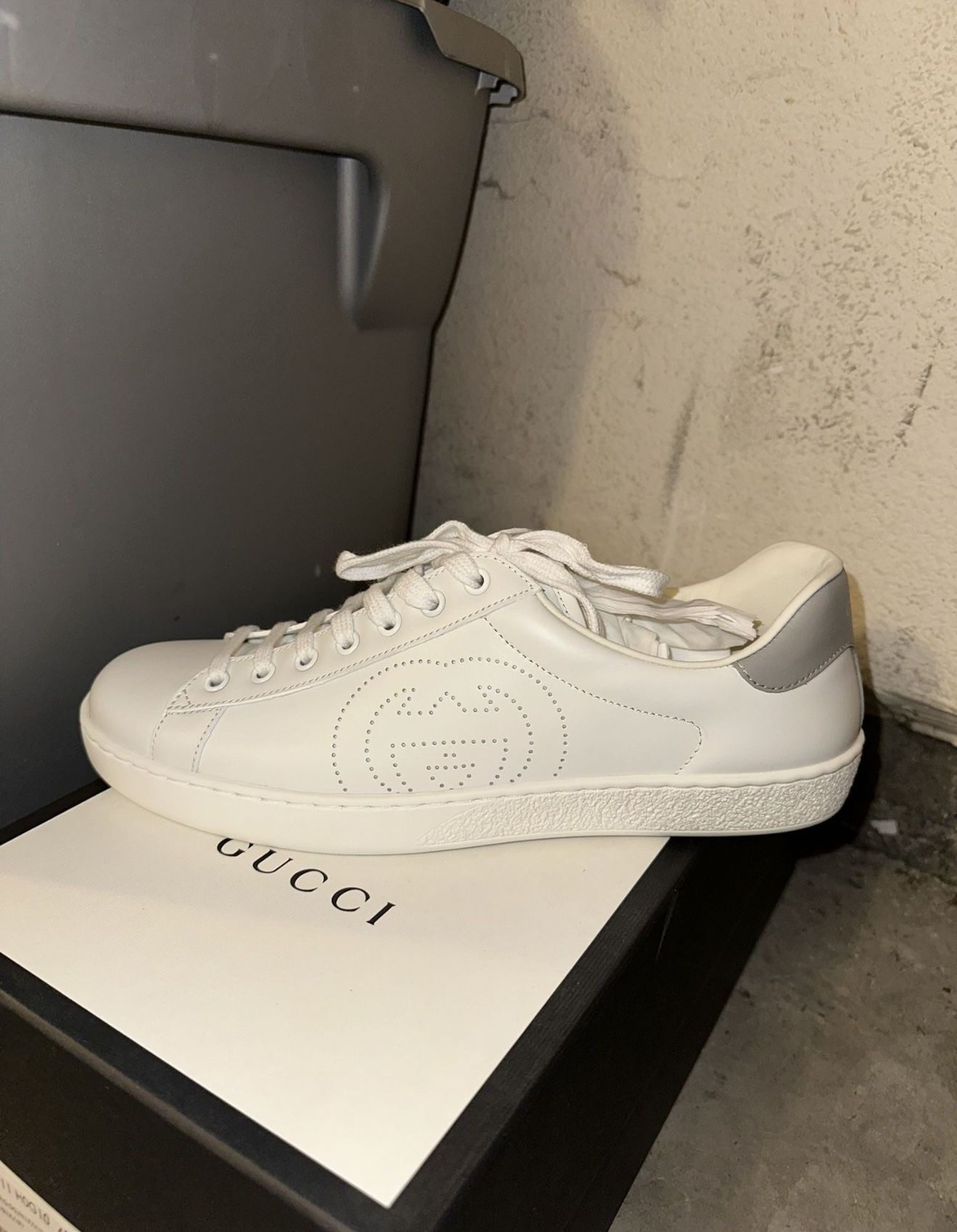 New Men’s Gucci Ace Sneaker