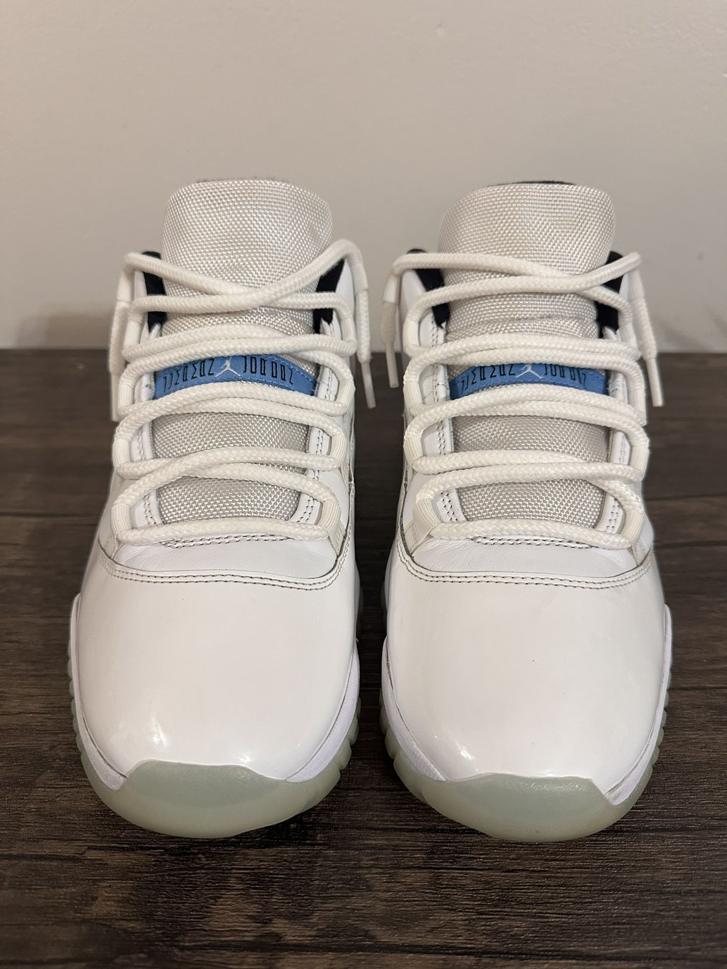 Jordan 11 Low “Legend Blue” Size: 10.5 *NO BOX*