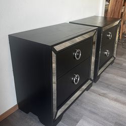 Nightstand / End Tables 