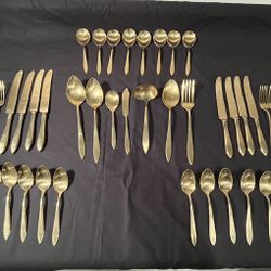 56 Pieces Dirilyte “Regal” Flatware Service For 8 + Extras. 