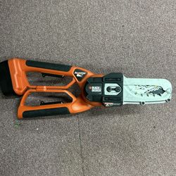 Black & Decker Alligator 18 V Battery Chainsaw