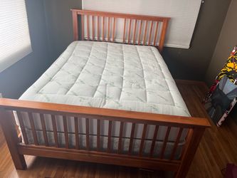 Wood Headboard and Footboard