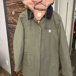 Woman’s Medium Vans Jacket 