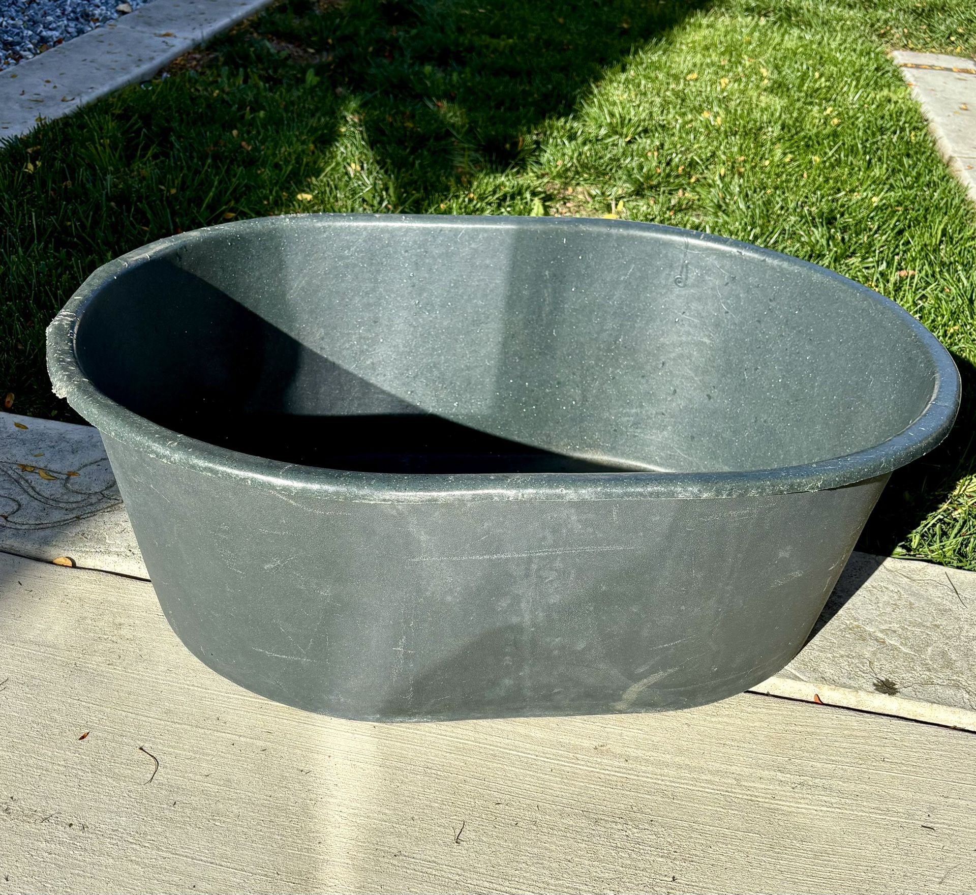 50 Gal Gallon Stock Tank Feed Water Trough Oval