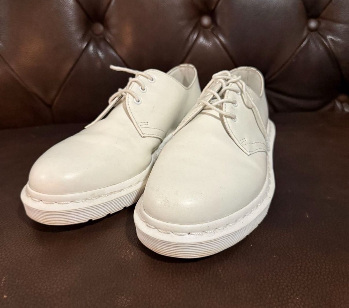 Dr. Martens Mono Smooth White Size 7