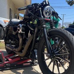 2010 Harley Davidson 883 Iron XL