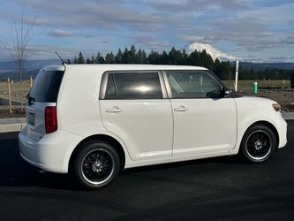 2009 Toyota Scion