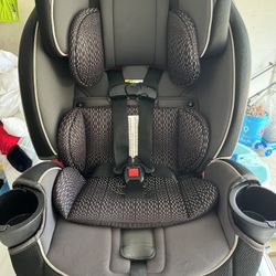 Graco MyFit Car Seat - Excellent Condition