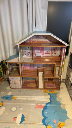 KidKraft majestic mansion doll house