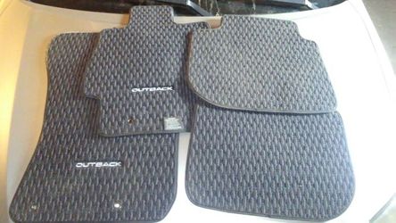 Subaru outback floormat