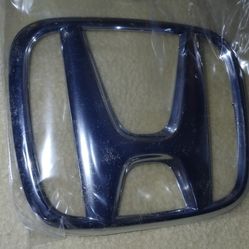 New Oem  Honda 75701-tva-a00 Emblem 