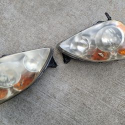 Honda CR-V OEM Headlights 