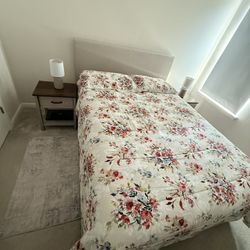 Queen Bedroom Set