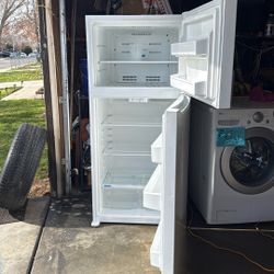 Refrigerator Works Great 