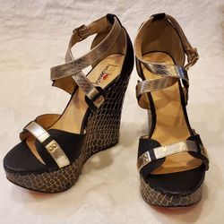 ❤ Luichiny Wedge Platform Heels Black Gold 8M 38M SEXY.

New! 