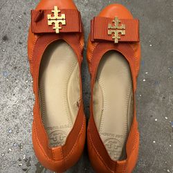 Tory Burch orange Ballerina shoes Flat Size 6