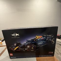 Lego Technic Oracle Red Bull Racing Set 42206