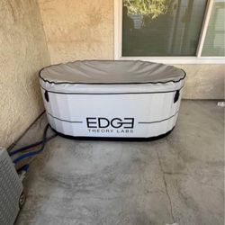 Edge Theory Labs Cold Plunge Hot/Cold Tub