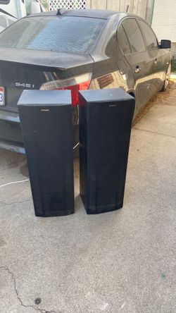 Speakers (fisher floor standing )