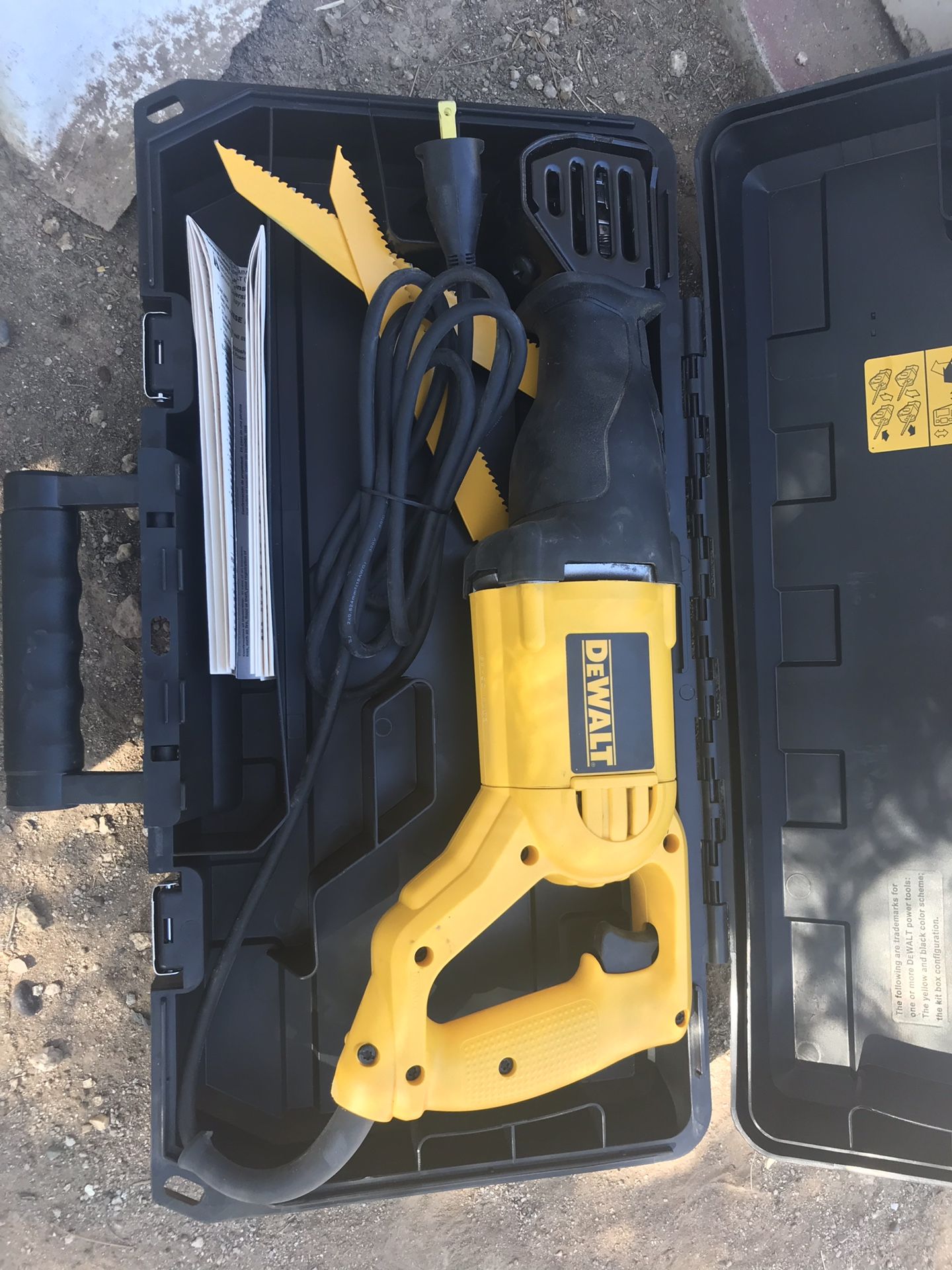 DeWalt reciprocating saw