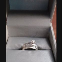 10k Pure White Gold  Diamond Never Used Oly Sized It !  6 Pics Up Its Over Beautiful Never Used It! Pick Up Only  Deltails Below Pics Up  Or Best Offe