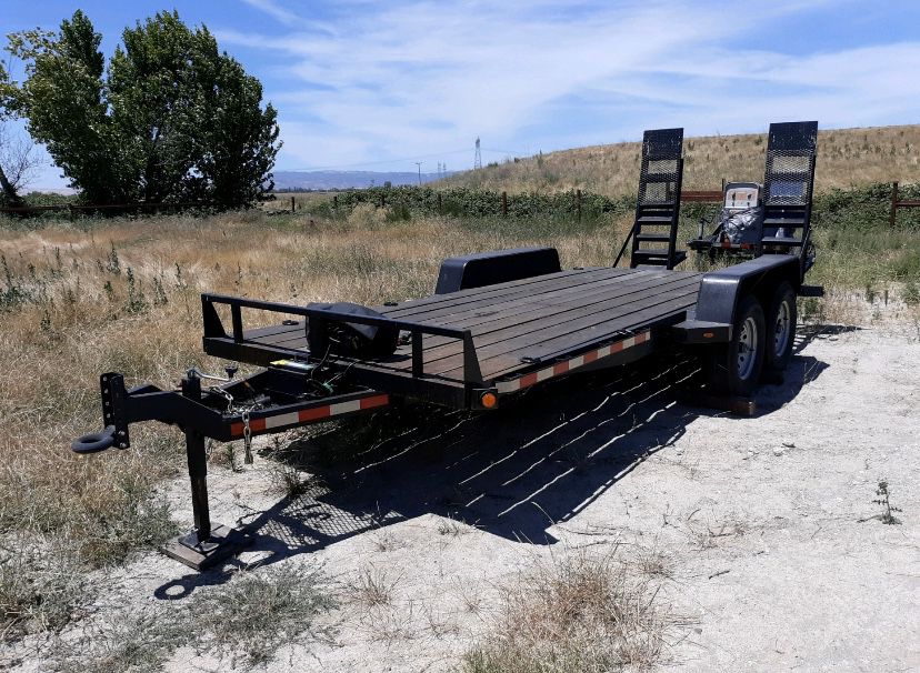 Equipment trailer LED lights winch new tires in great shape 10k weight capacity 6 lug axles asking $4,300