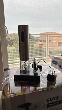 Electric Wine Opener with foil cutter