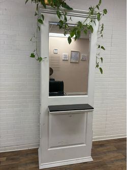Salon station