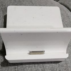 Apple A1352 Docking Station for Apple iPad-For iPad 1,2,3