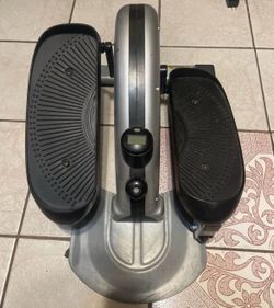 inMotion e1000 Compact Strider