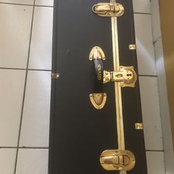 antique looking  chest black / with mirror and cabinet 