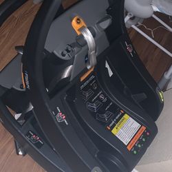 2 Key Fit 35  Chico Car Seat Bases