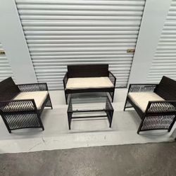 BRAND NEW Outdoor Patio Wicker Set