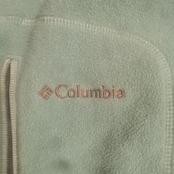 Womans Columbia Hoodie