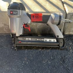 PORTER CABLE Finish Nail Gun