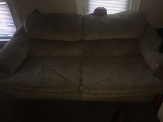 Couch Must Go ASAP