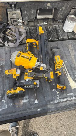DeWalt Power Tool Set – 5 Pieces