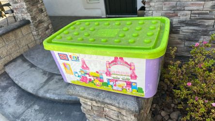 Toys blocks