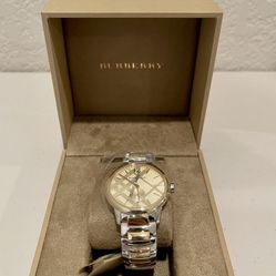 Burberry Men's Watch The Classic 40mm Two Tone Gold BU10011 Swiss Made Quartz (Brand New)