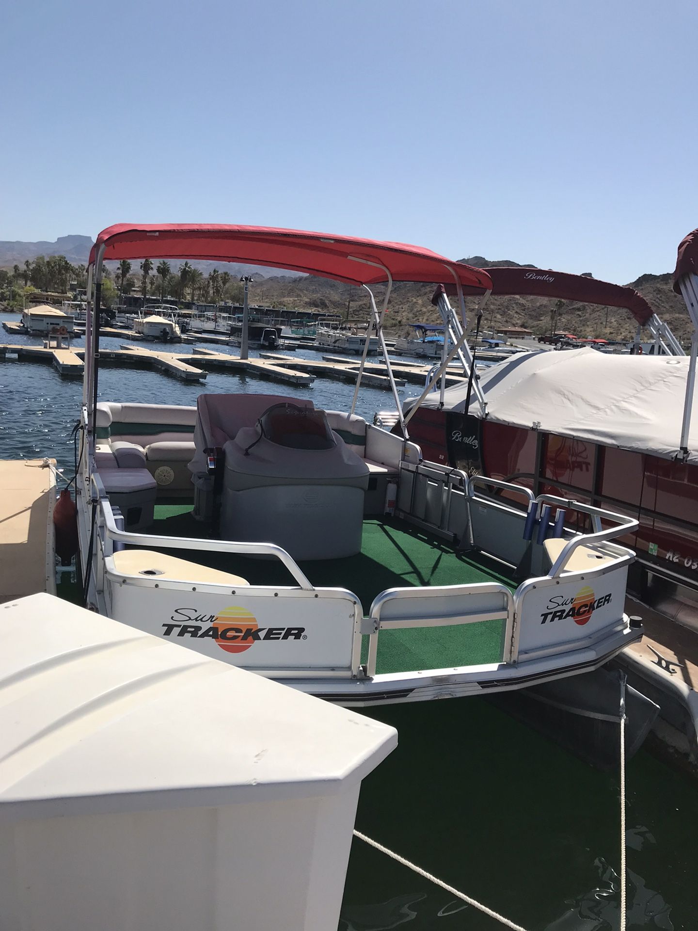 1999 Sun Tracker Pontoon boat for Sale in Bullhead City, AZ OfferUp