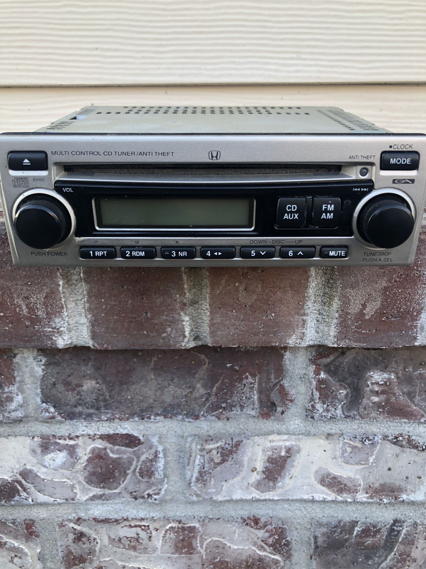 Factory Honda stereo.