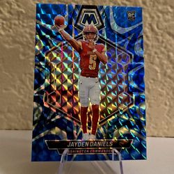 2024 Panini Mosaic Jayden Daniels RC Reactive Blue Prizm #302 Commanders Rookie