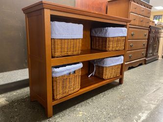 Light Brown Console Table w/ 4 Wicker Baskets