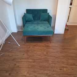 Cute Chair, Ottoman, Lays Back