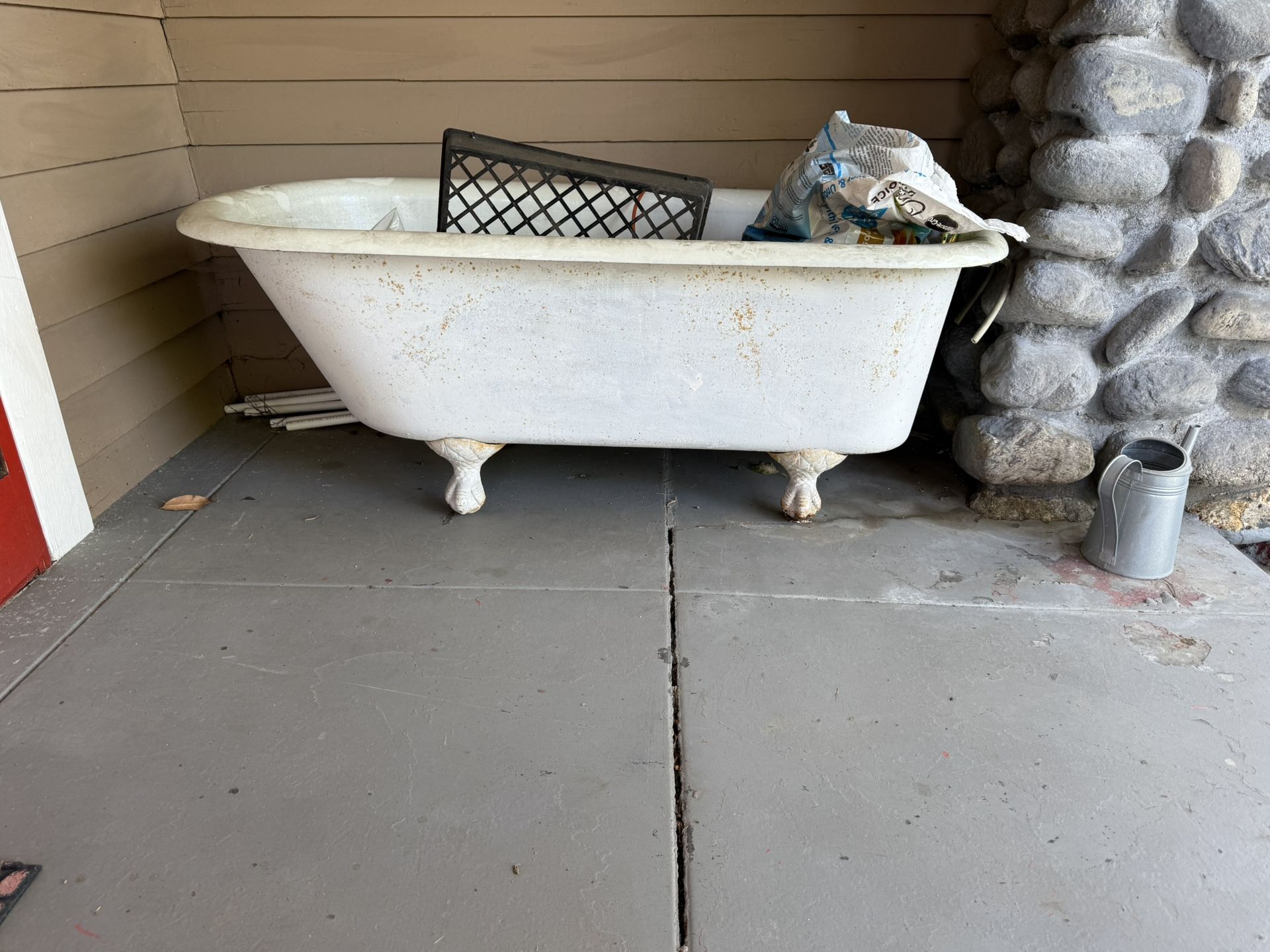 Vintage Bathtub
